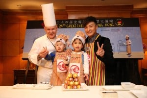 Great Chefs - Hong Kong Celebrity Alex Fong, Executive Pastry Chef at Grand Hyatt Hong Kong David White and children at the 24th Great Chefs of Hong Kong preview
