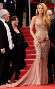 rs_634x1024-160511121139-634-blake-lively-cannes-2-2016