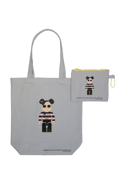 emporio-armani-x-bearbrick-tote-bag_grey-with-pouch