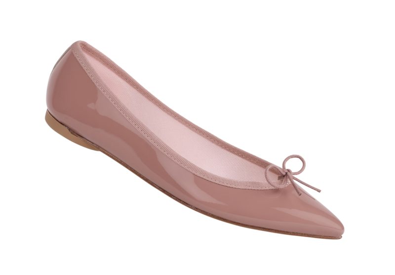 photo-10_shop-for-pink-pacticipating-brand_repetto