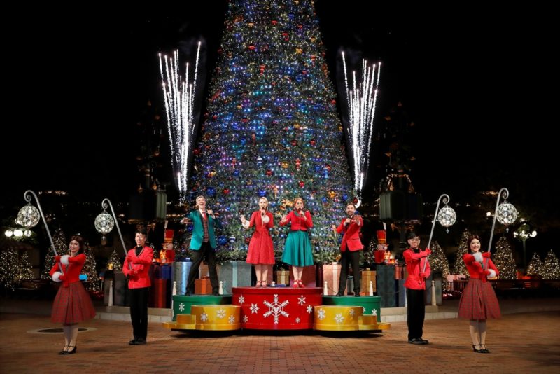 hkdl_christmas_a-holiday-wish-come-true-tree-lighting-ceremony