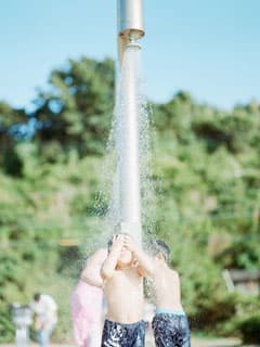 日本攝影師鏡頭下孩子的日常生活