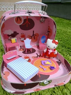 DIY 手提 Kitty 玩具屋