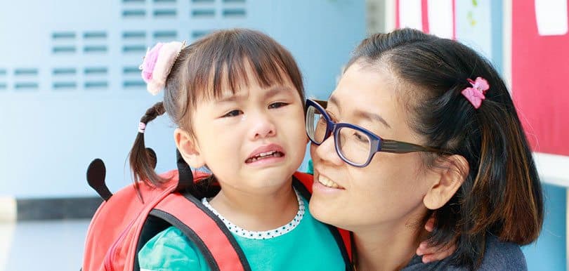 忍着淚說goodbye  讓孩子上學不哭要做這些事