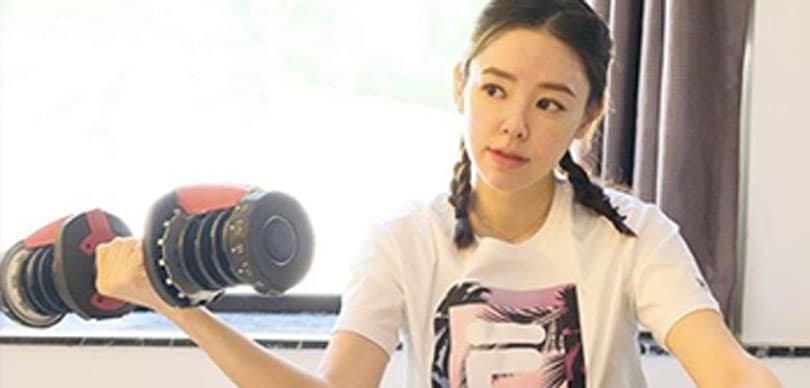 譚凱琪準備抱BB密密做運動 陀B不可拎重嘢是真的？