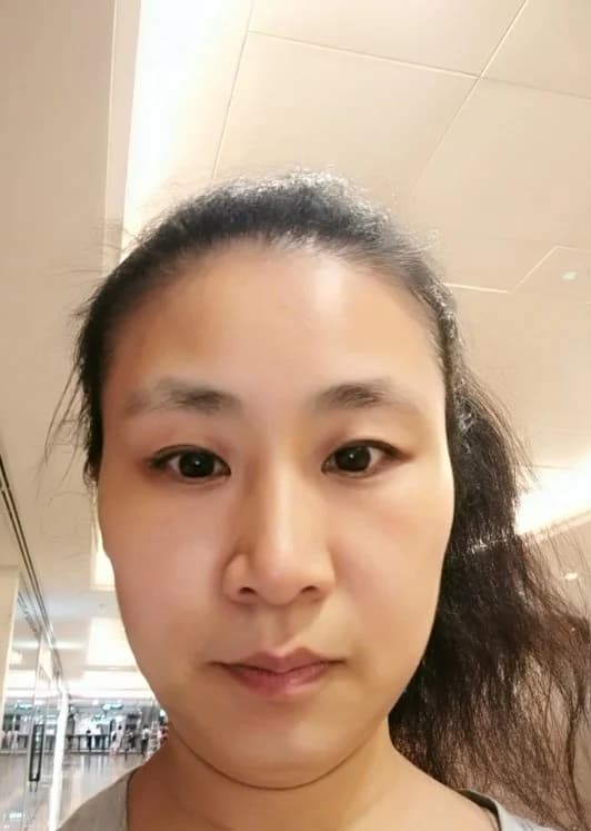 Winnie Chau ： 提升睡眠質素/更有精神/舒緩疲勞/恢復健康神采/眼睛明亮有神/頭髮、指甲不易折斷