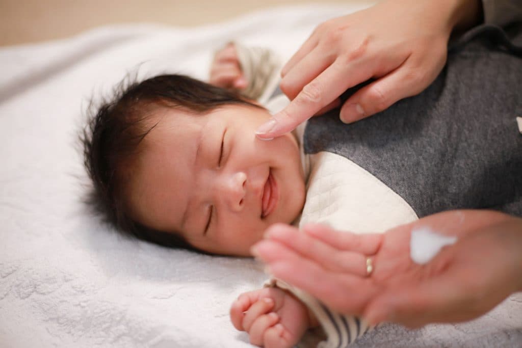 濕疹成因解構!保濕如何舒緩BB濕疹?| 周博裕兒科醫生