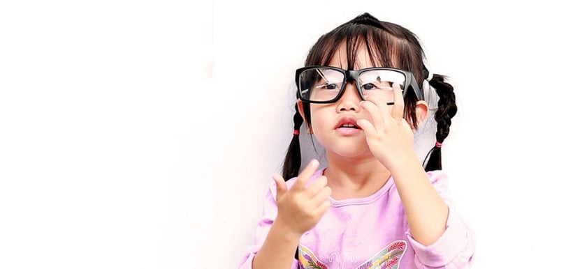 一項本地調查發現，有超過一成幼稚園生有視力問題，呼籲家長關注兒童視力，及早發現問題
