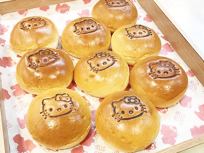 直擊Hello Kitty麵包誕生過程