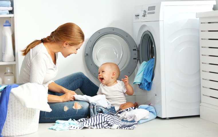 【新手媽媽要學識】慳家天然洗衣攻略，BB全家都啱用的天然洗衣液