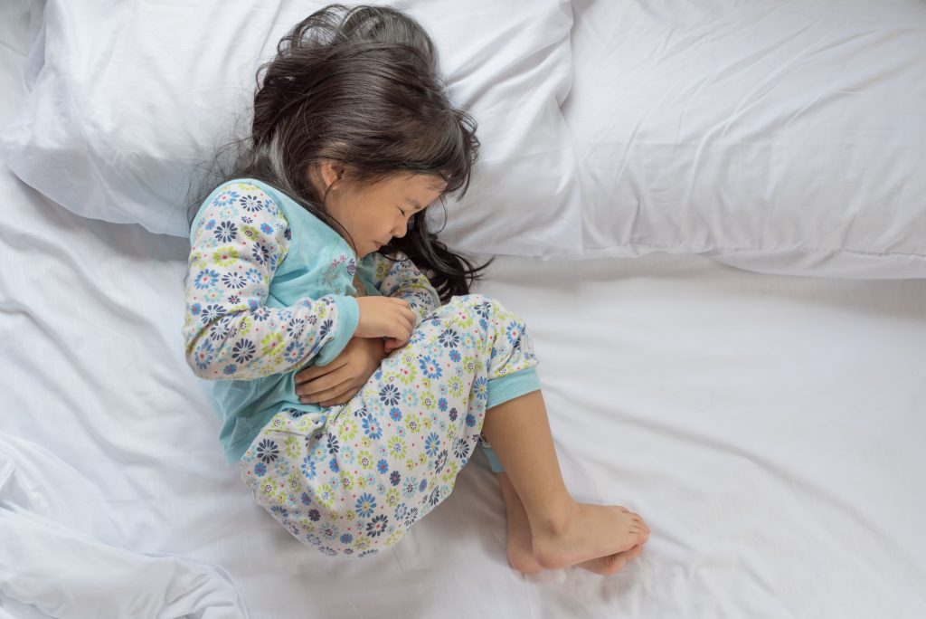 兒童屙嘔肚痛不一定是腸胃炎？嚴重或會導致營養不良｜周中武兒科醫生