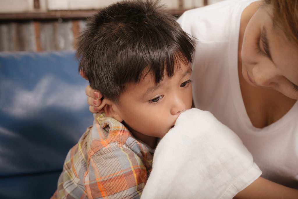 兒童屙嘔肚痛不一定是腸胃炎？嚴重或會導致營養不良｜周中武兒科醫生