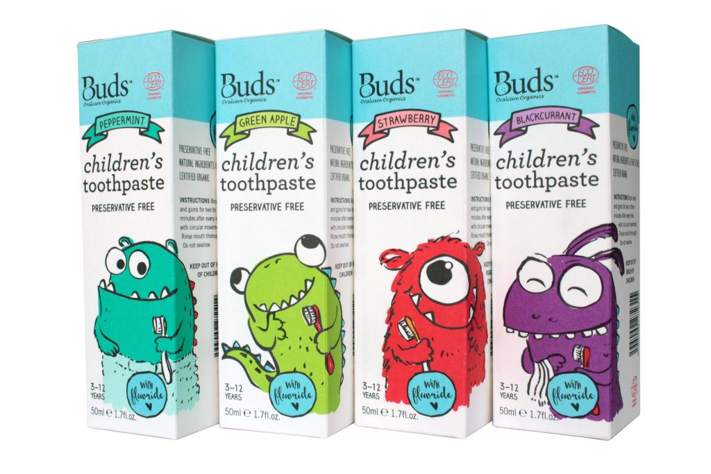 BUDS Children's Toothpaste with Fluoride 有機幼兒牙膏，適合 3 - 12 歲兒童使用，另備有 1-3 歲配方，適合幼兒使用。